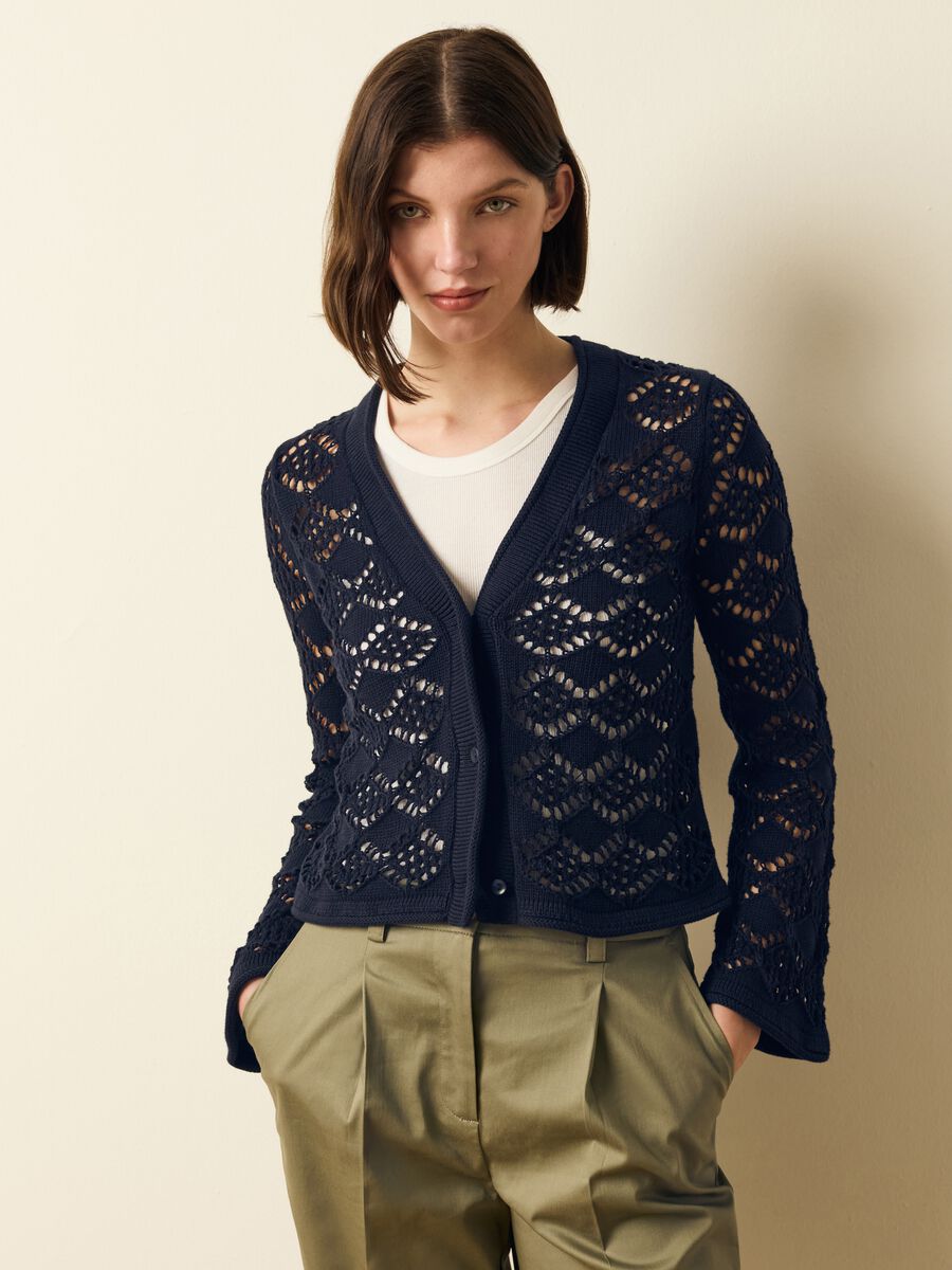 Crochet cardigan with V neck_0