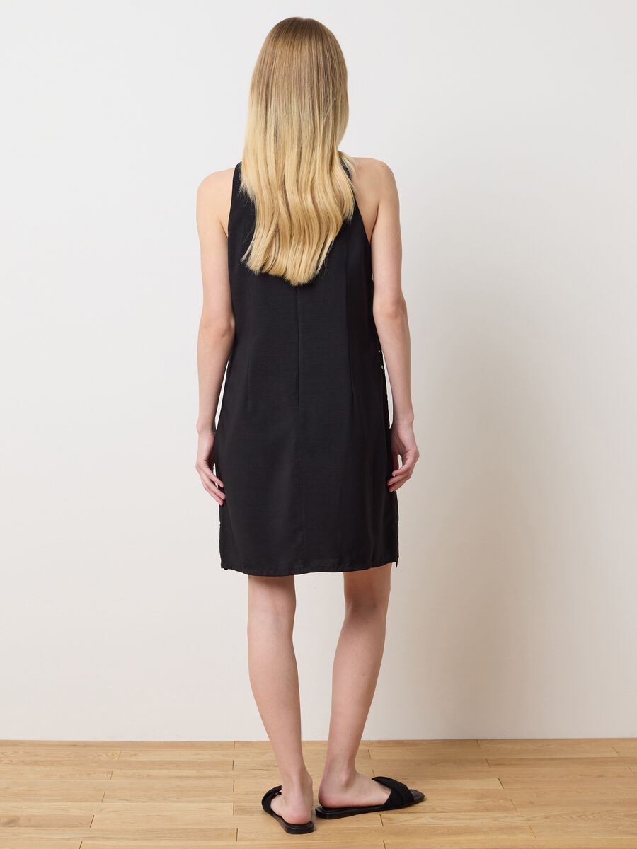 Black lace-effect sleeveless dress_2