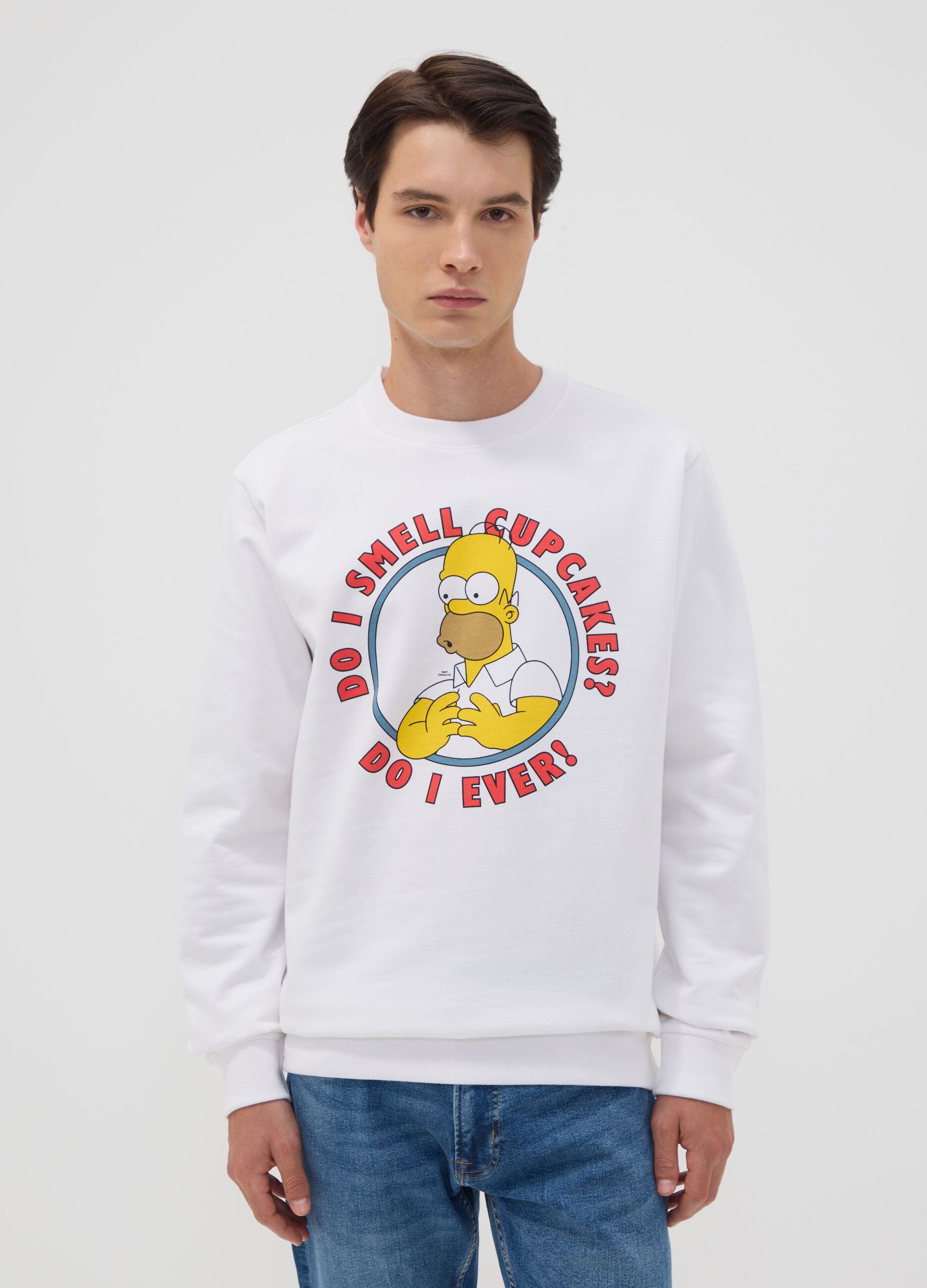 White 100% cotton sweatshirt with Simpsons print