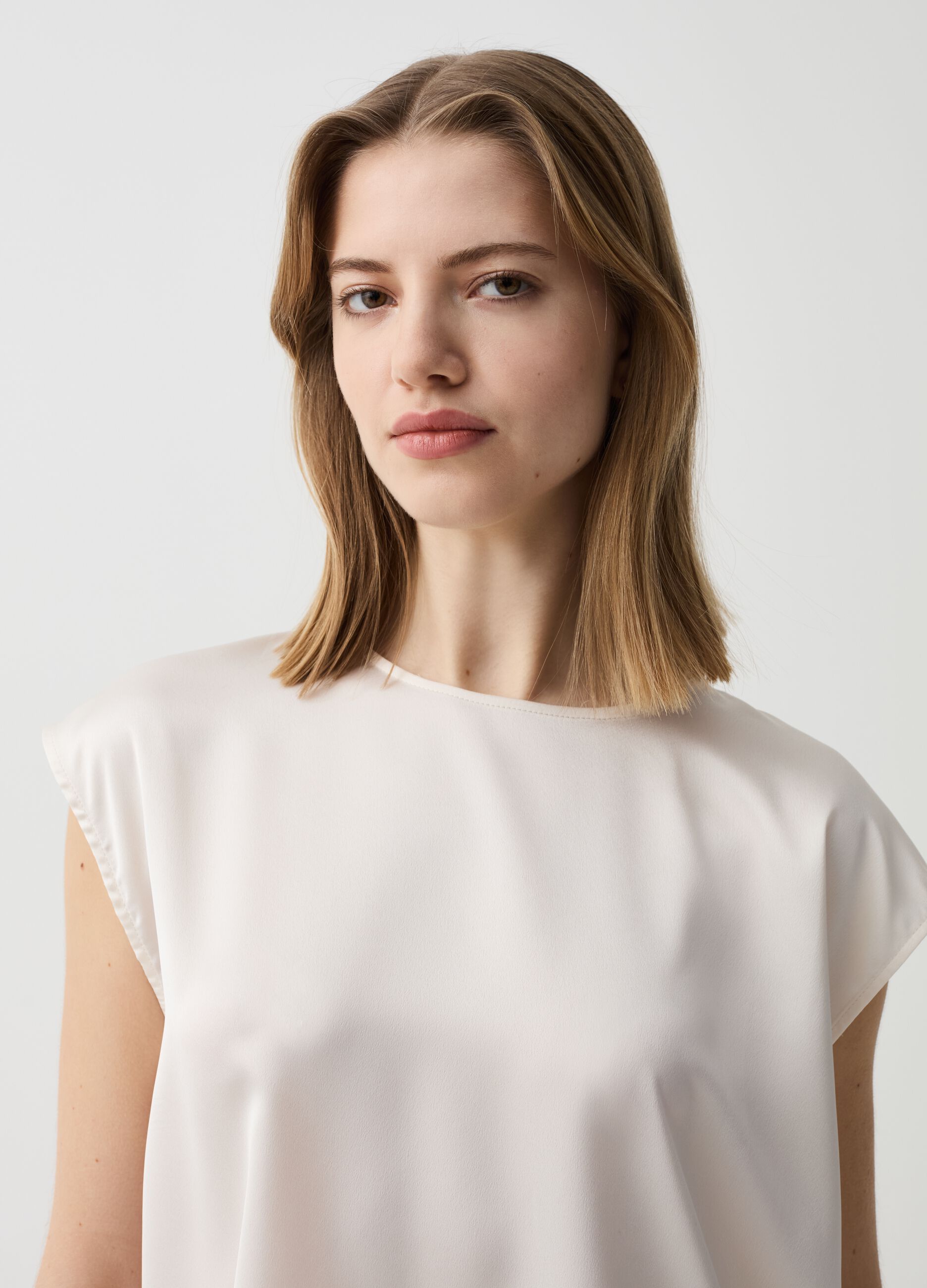 Satin blouse with short sleeves