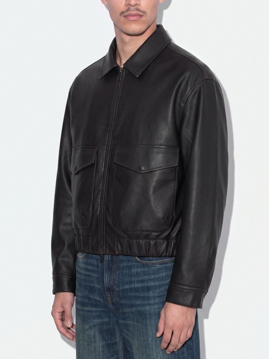 Black cropped jacket with zip and flap pockets, oversized fit_3
