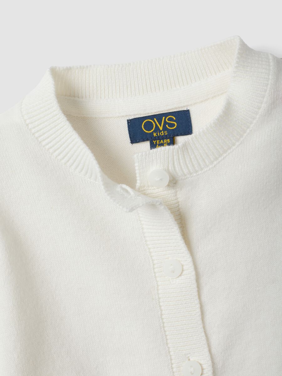 Cardigan bianco in misto cotone a girocollo regular fit per bambina_3
