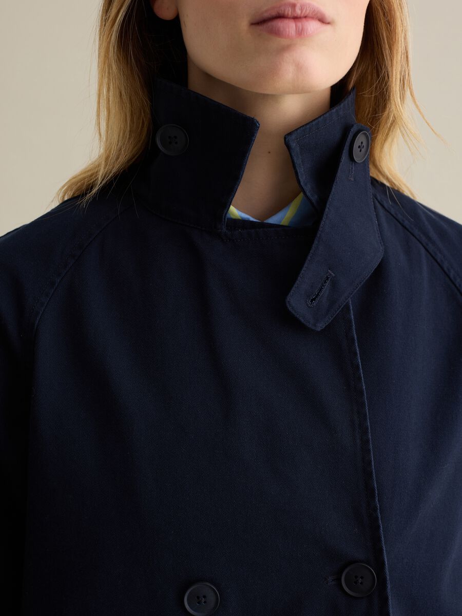 Short double-breasted trench coat in cotton_2