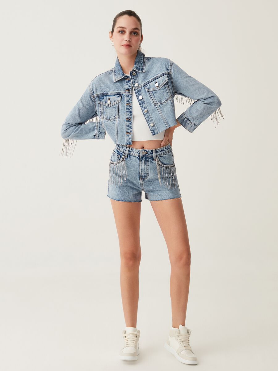 Shorts in denim con frange in strass_0