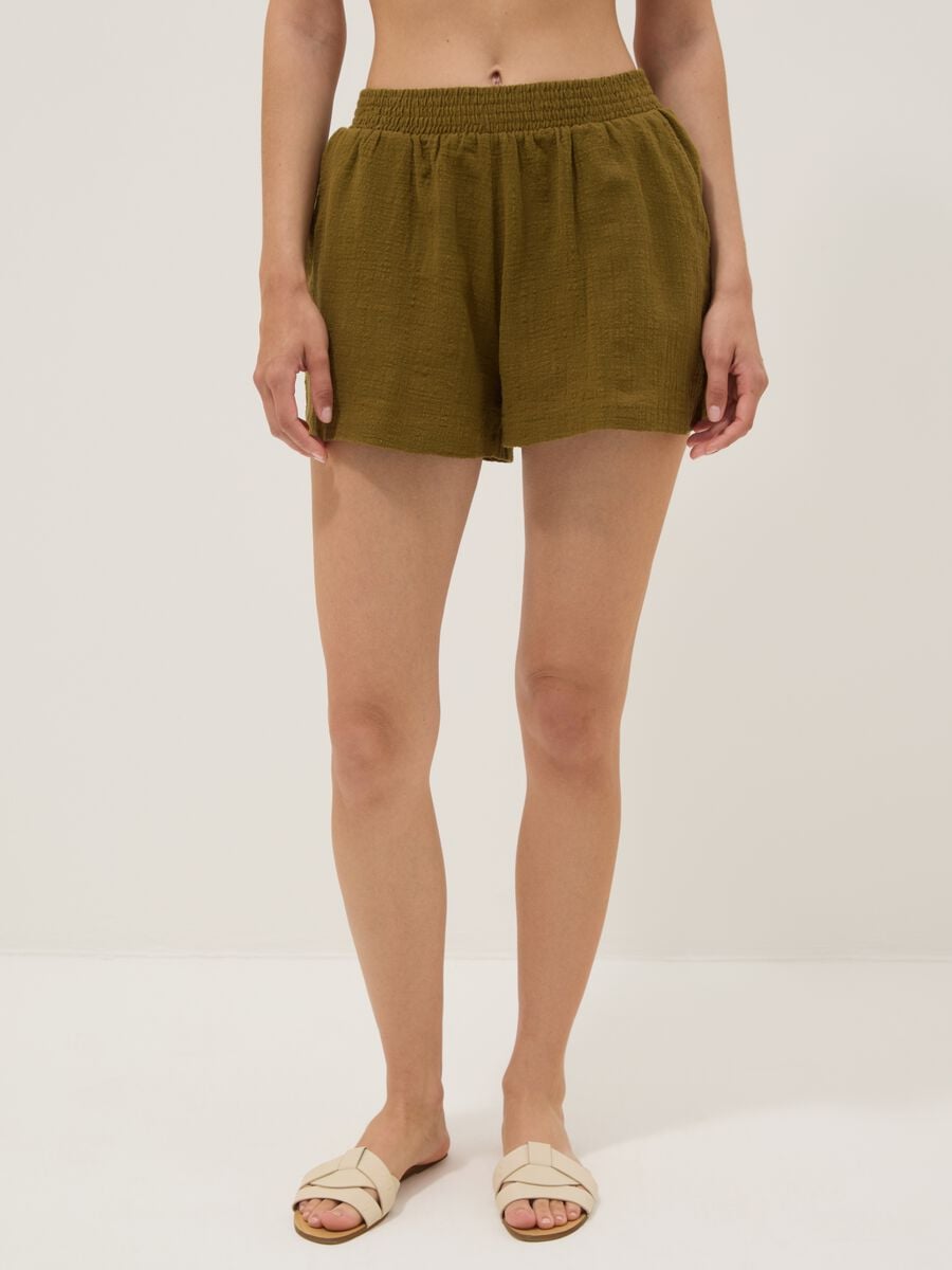 Shorts verdi in puro cotone_1