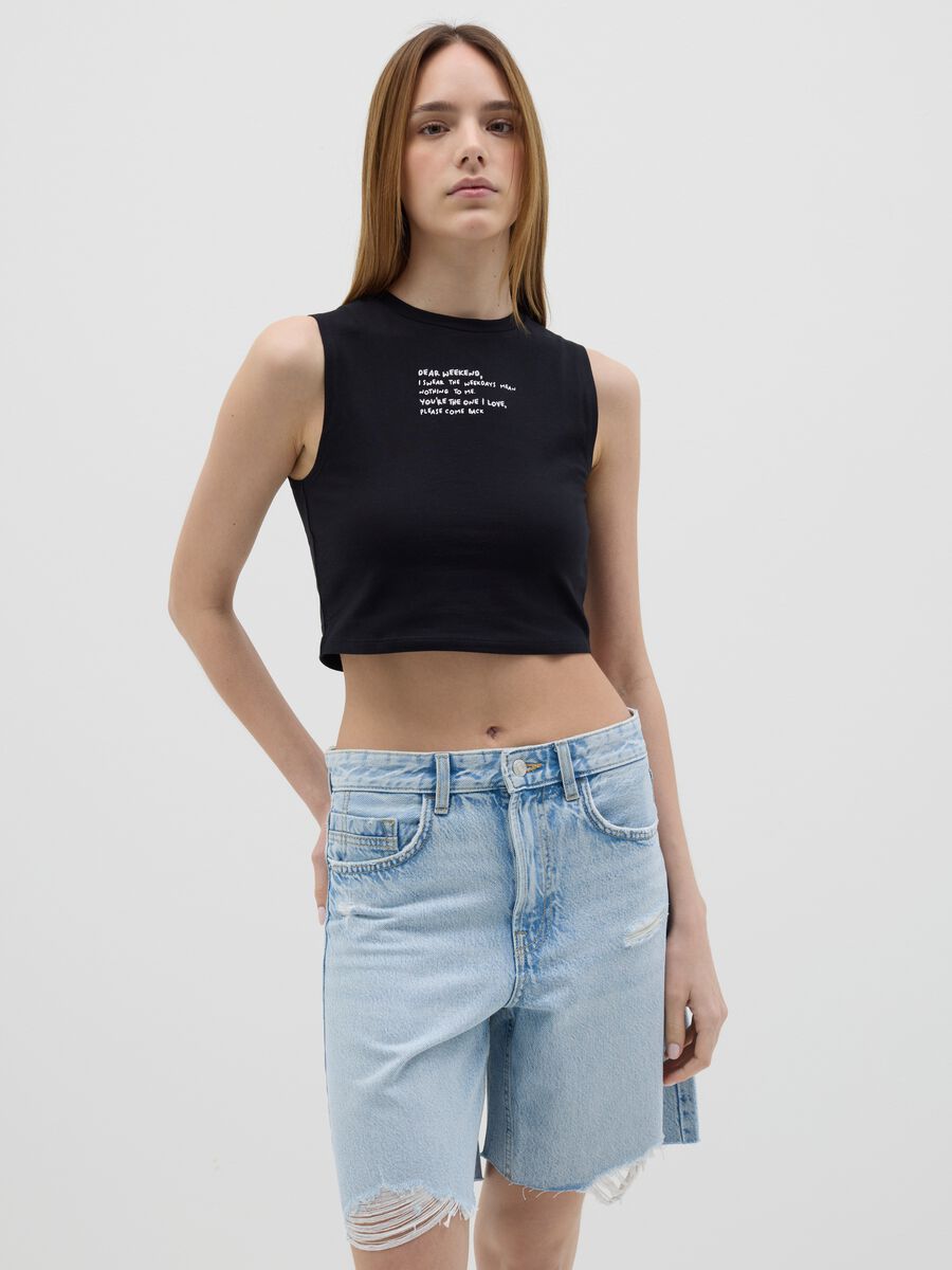 Black cropped tank top with embroidery_0