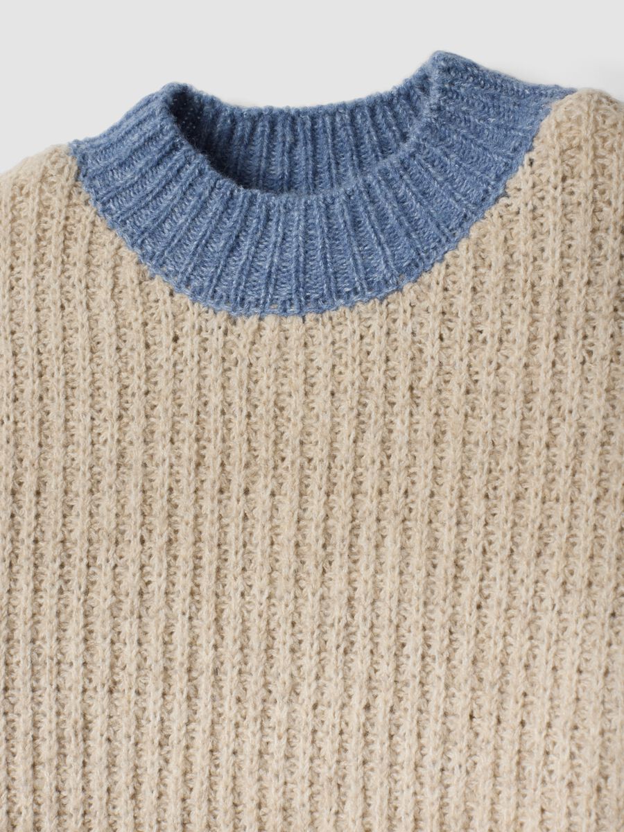 Maglione beige in tessuto elasticizzato con girocollo over fit_2