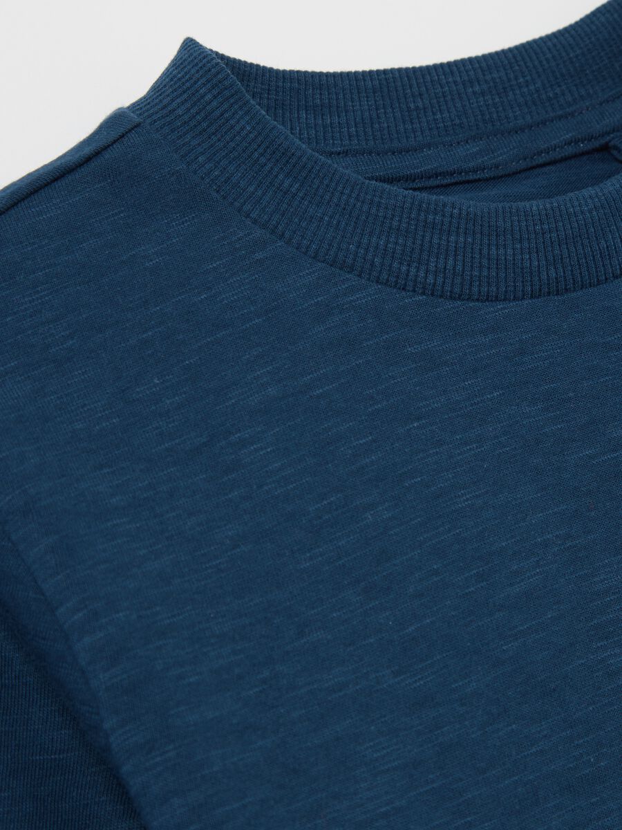 Blue T-shirt in organic cotton with pocket_3