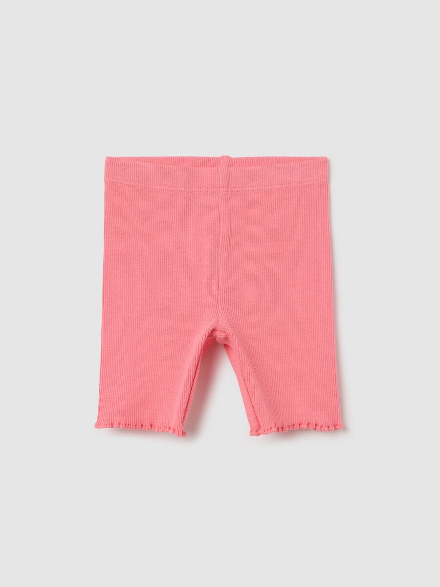 Shorts rosa a costine con orlo ondulato_0