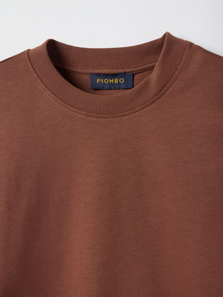 Brown crew neck pure cotton regular fit T-shirt_5