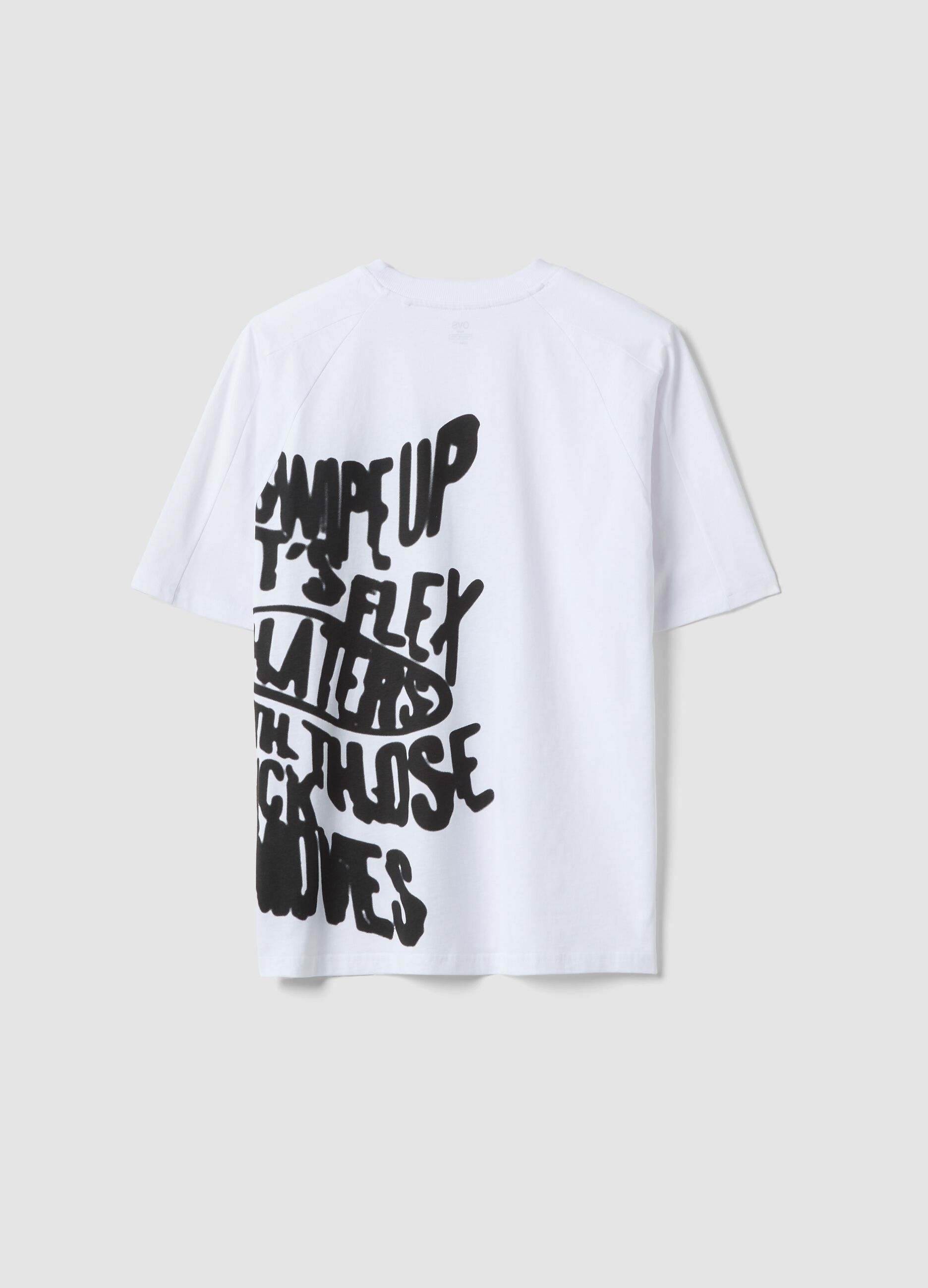 Boys&rsquo; white 100% cotton oversized T-shirt with print