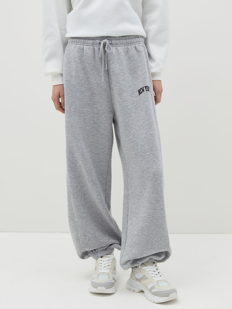 Baggy-fit joggers with drawstring_1