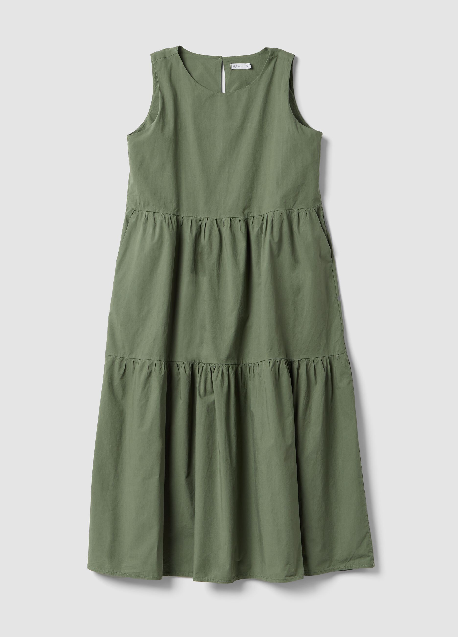 Abito verde smanicato in puro cotone con balze regular fit