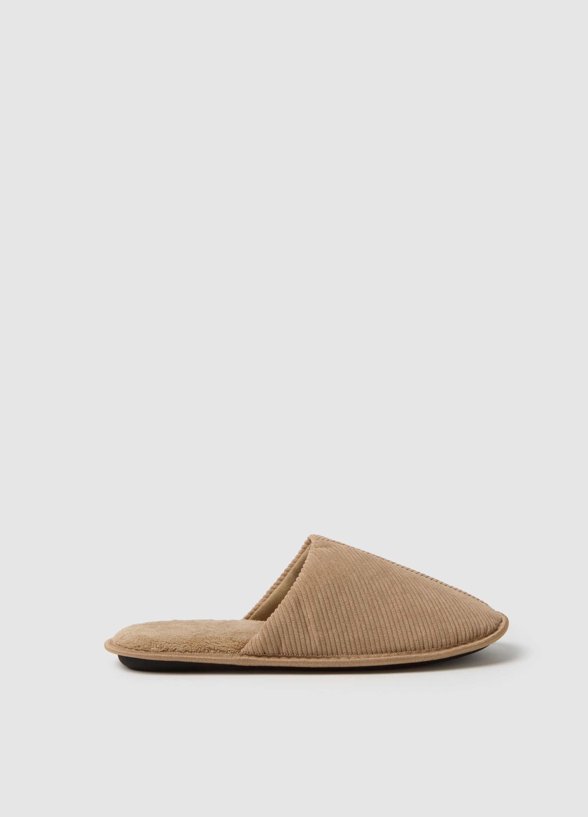 Beige slippers