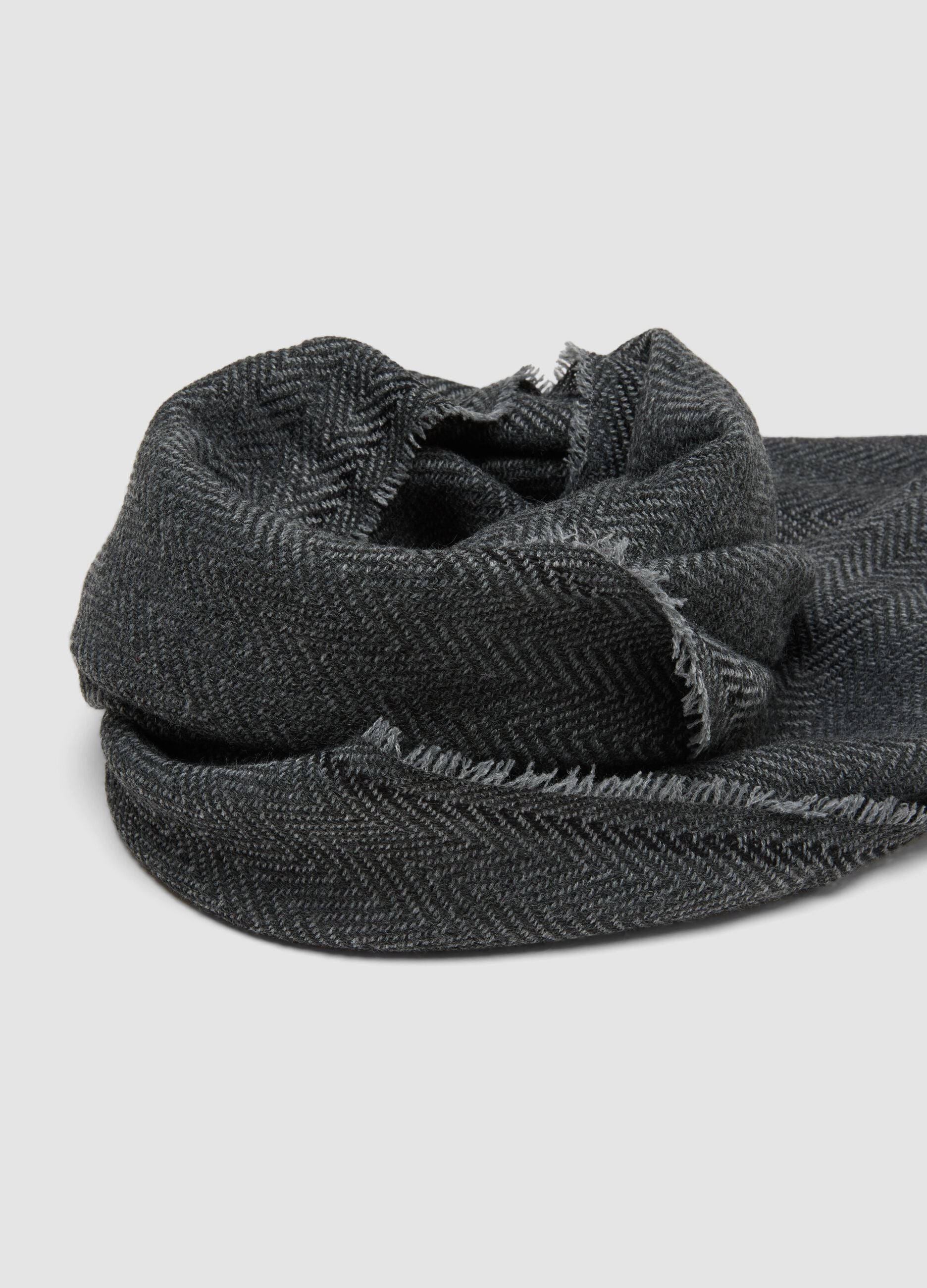 Grey herringbone scarf with fringed ends