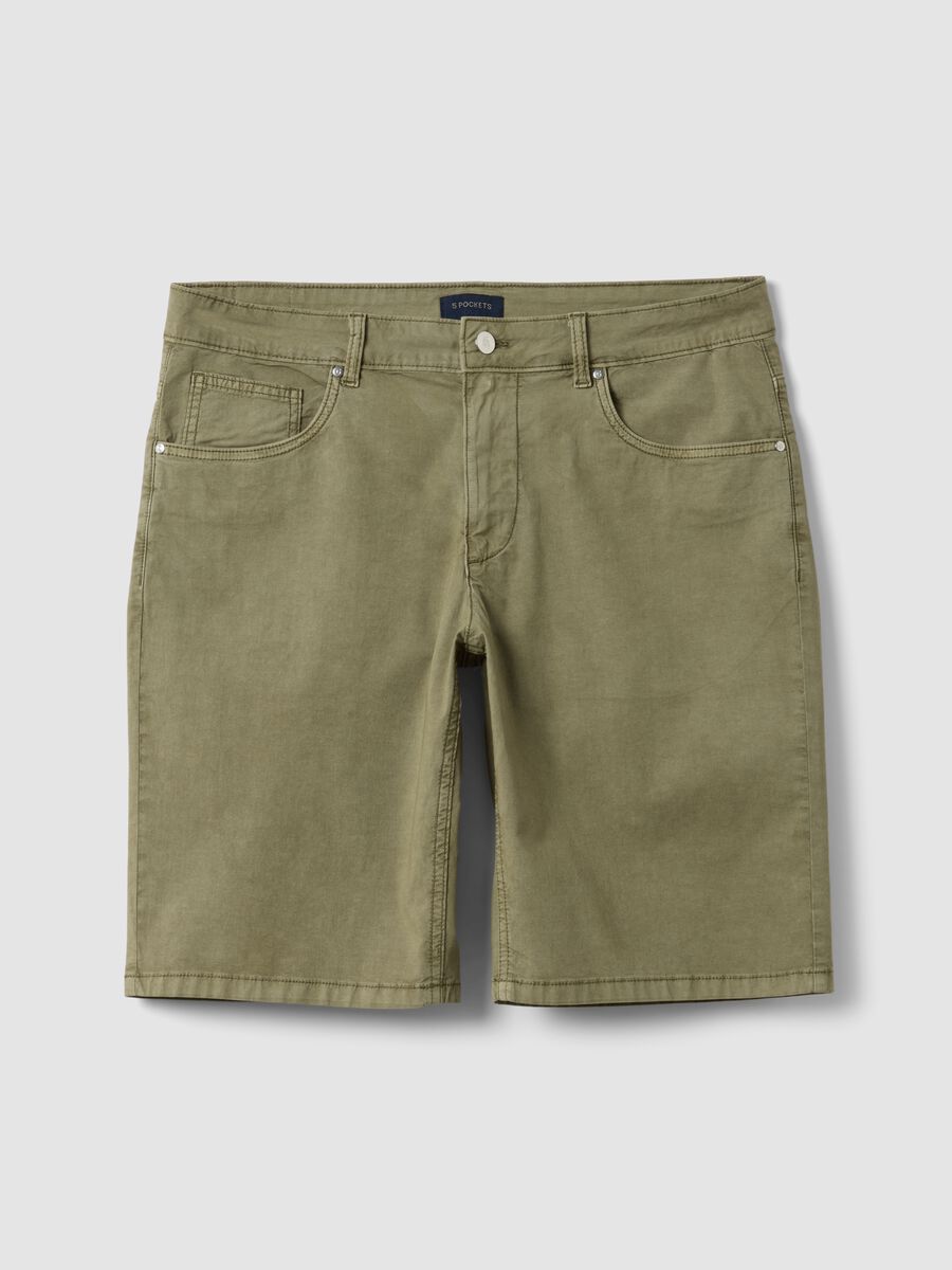 Green stretch cotton five-pocket Bermuda shorts_4