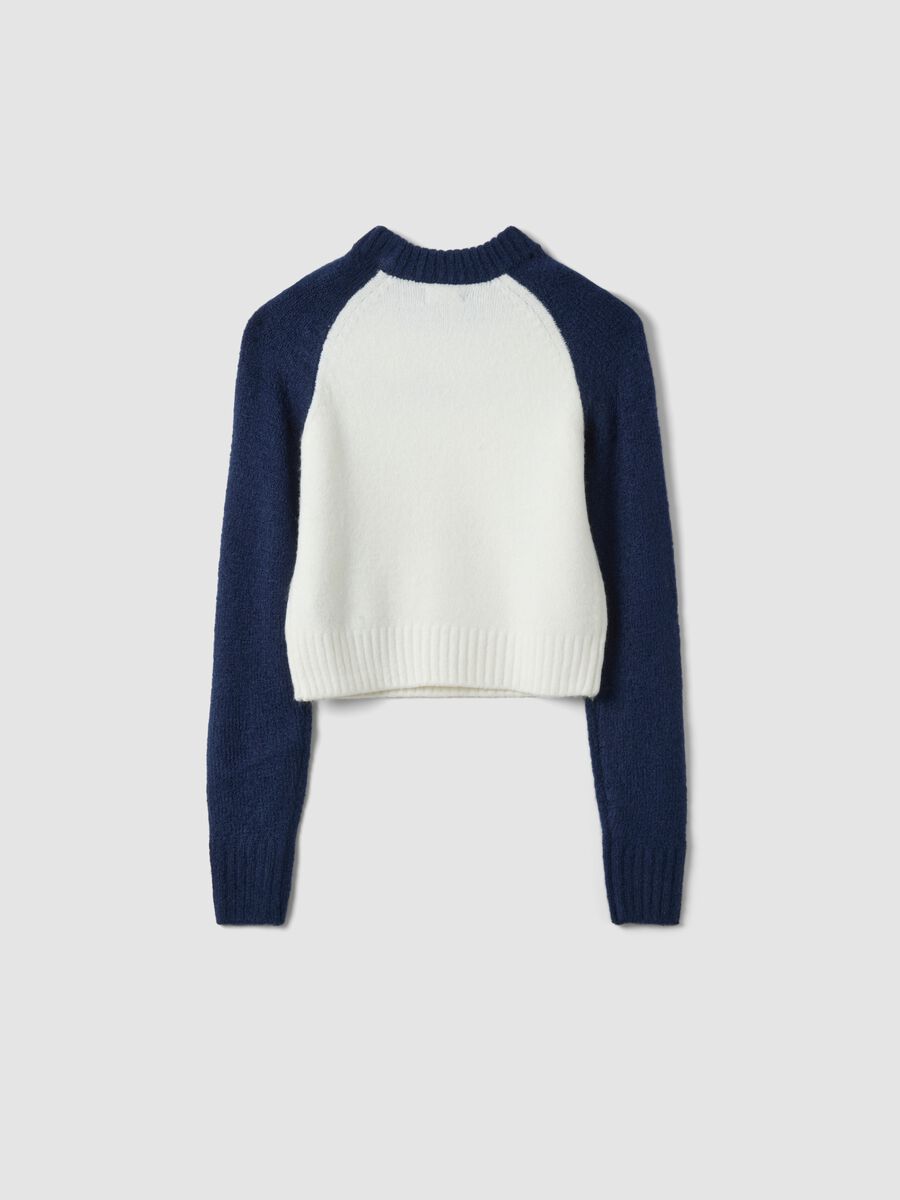 Maglia blu in tessuto elasticizzato girocollo_2