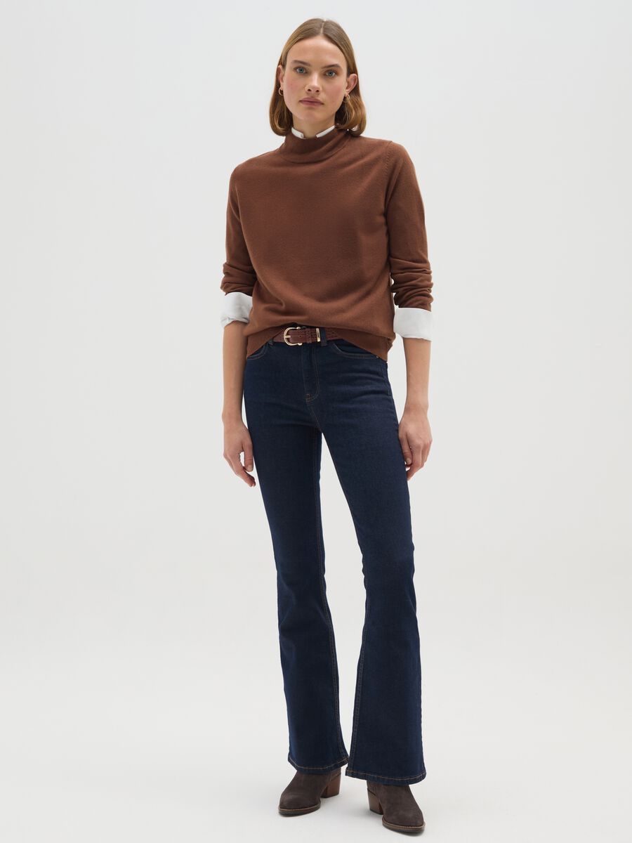Brown Turtleneck Pullover_1