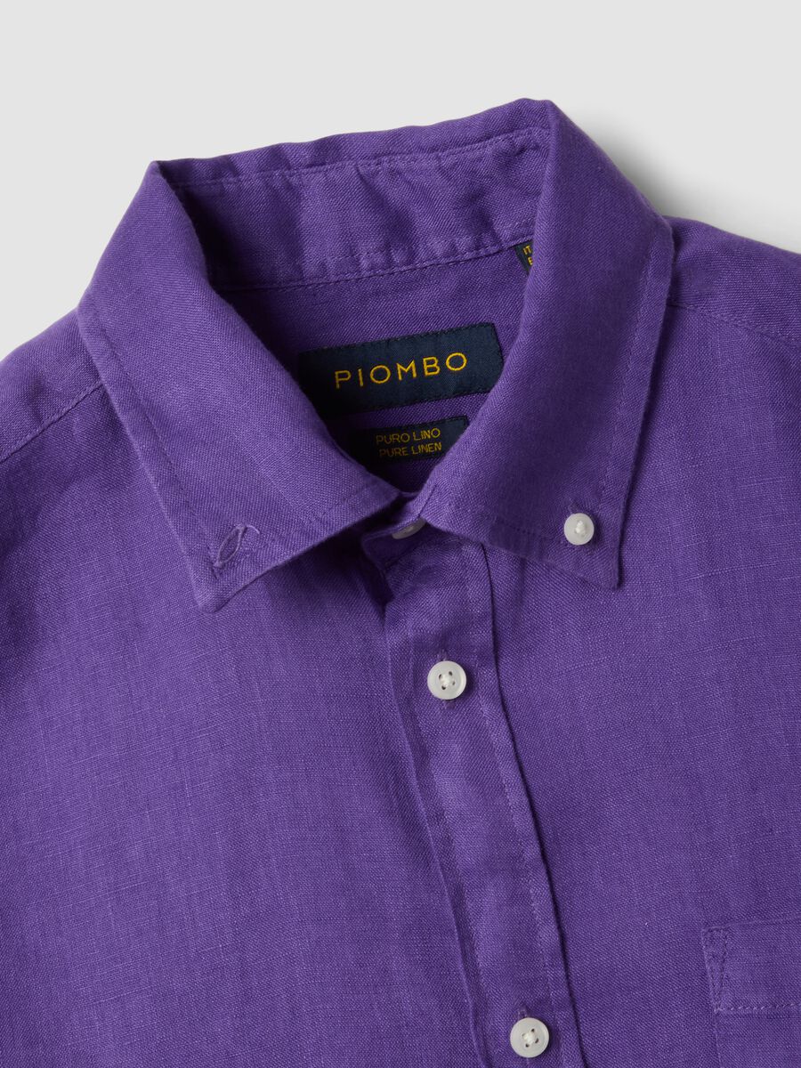 Camicia viola in puro lino con colletto button down regular fit_5