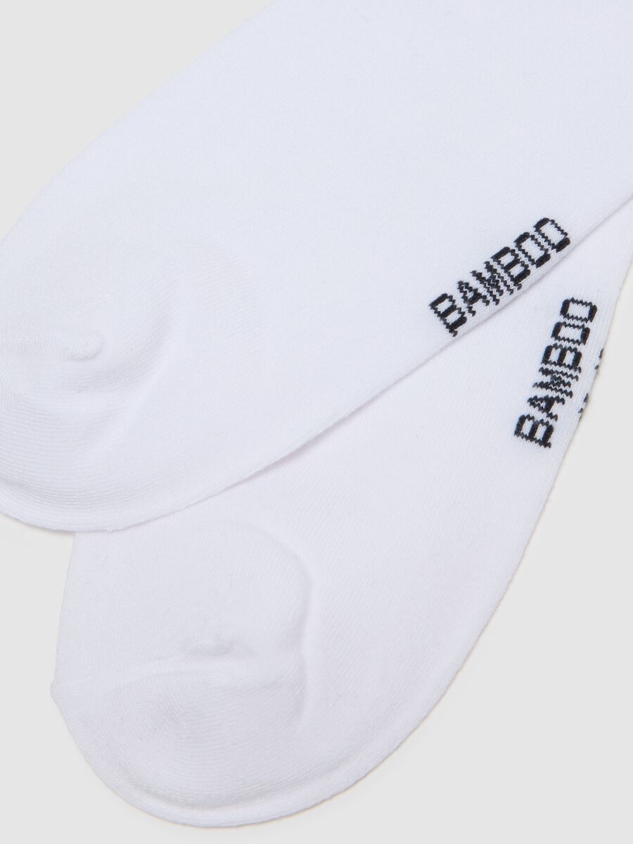 White bamboo-blend sports sock tripack_2