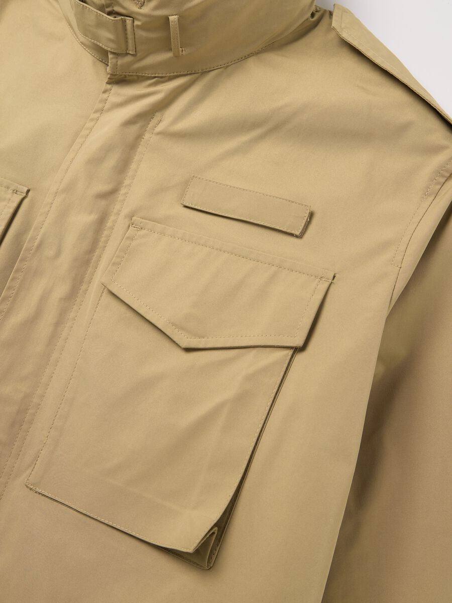 Short safari jacket with high neck_5
