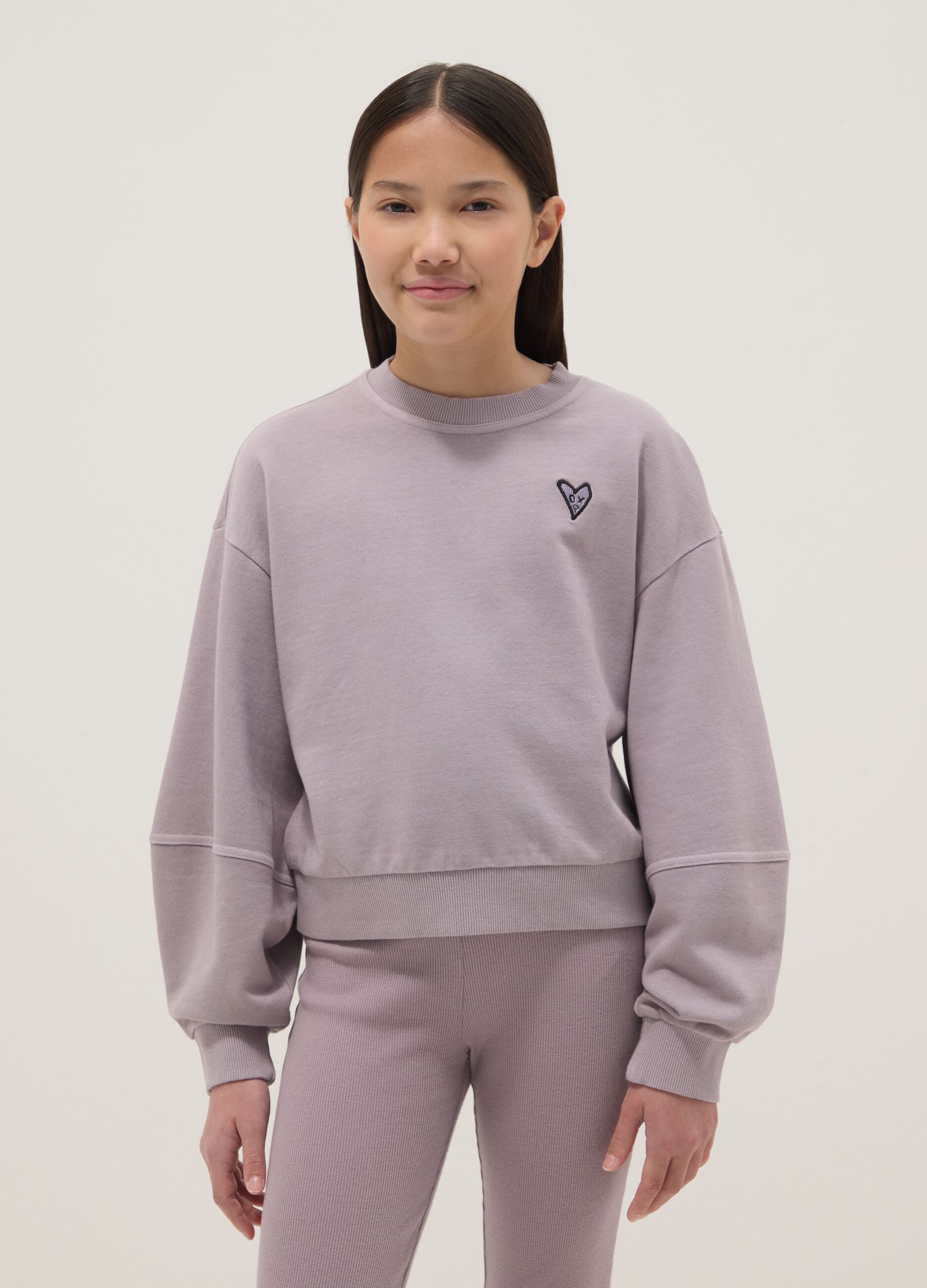 Oversized fit purple cotton crew neck sweatshirt for girls