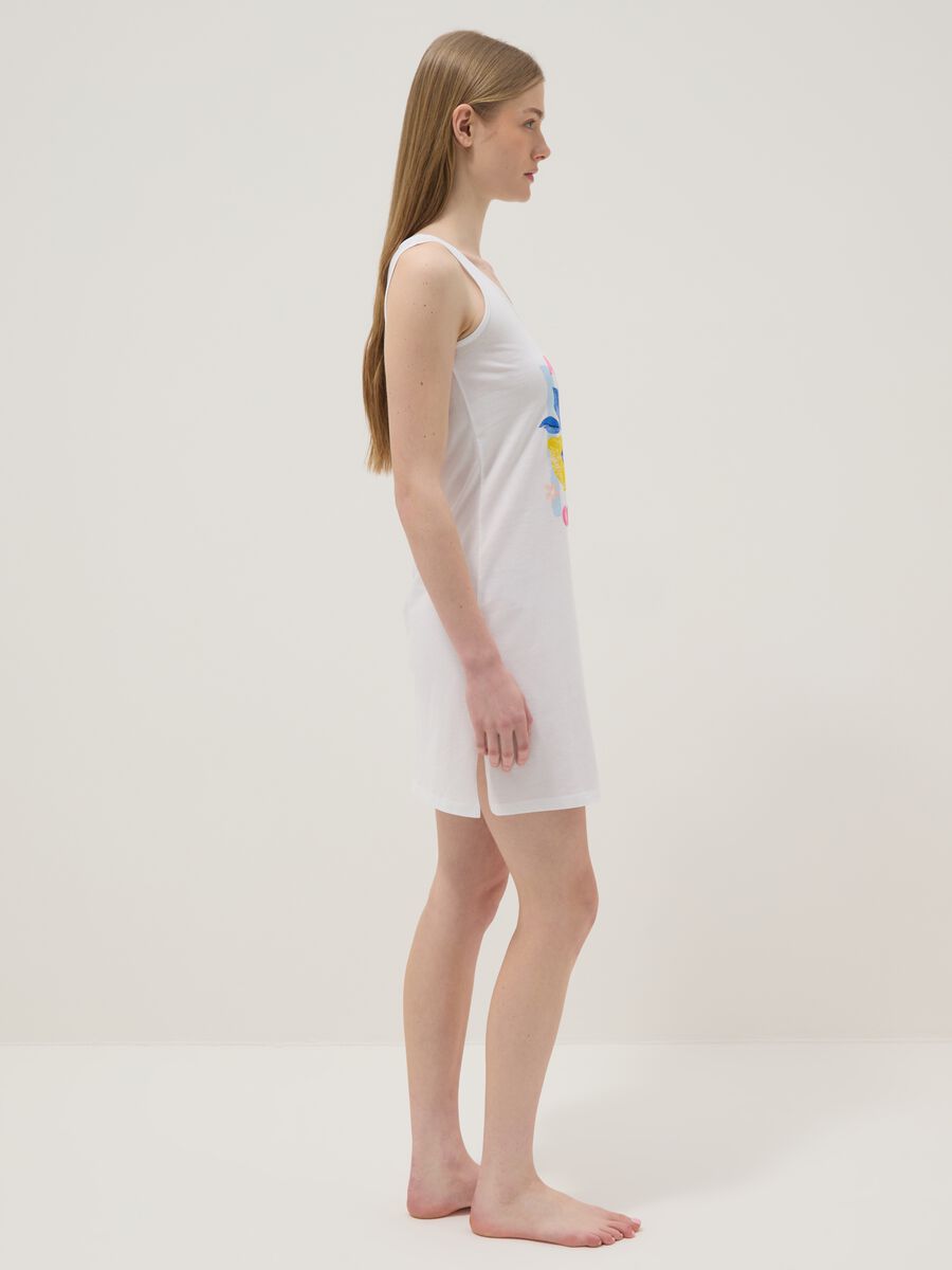 Sleeveless white pure cotton nightdress with print_1
