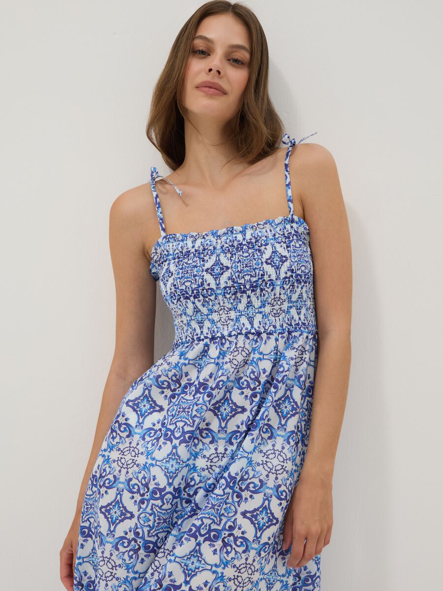Abito lungo blu in puro cotone con spalline annodate_1