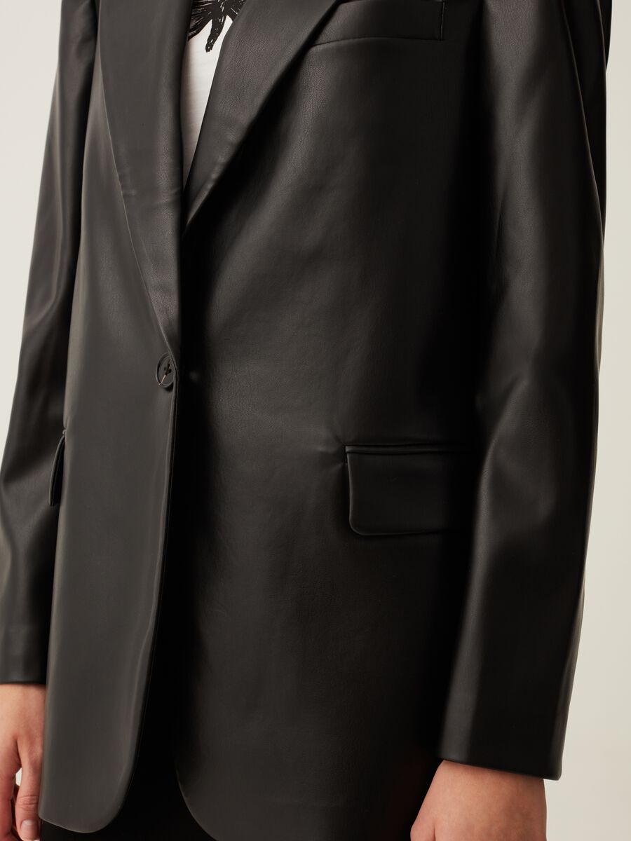 Blazer monopetto effetto lucido_3