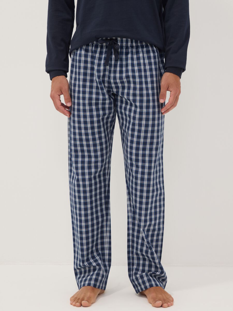 Pigiama blu in puro cotone organico con collo serafino regular fit_3
