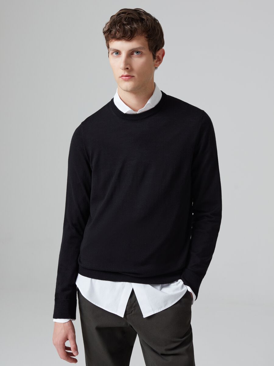 Pullover girocollo in lana merino_0