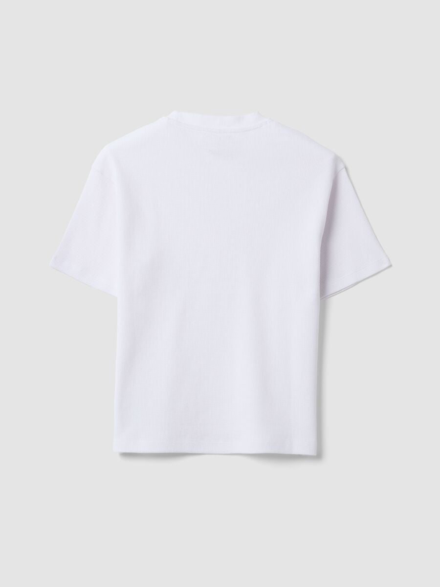 White oversized pure organic cotton T-shirt with honeycomb texture for boys_1