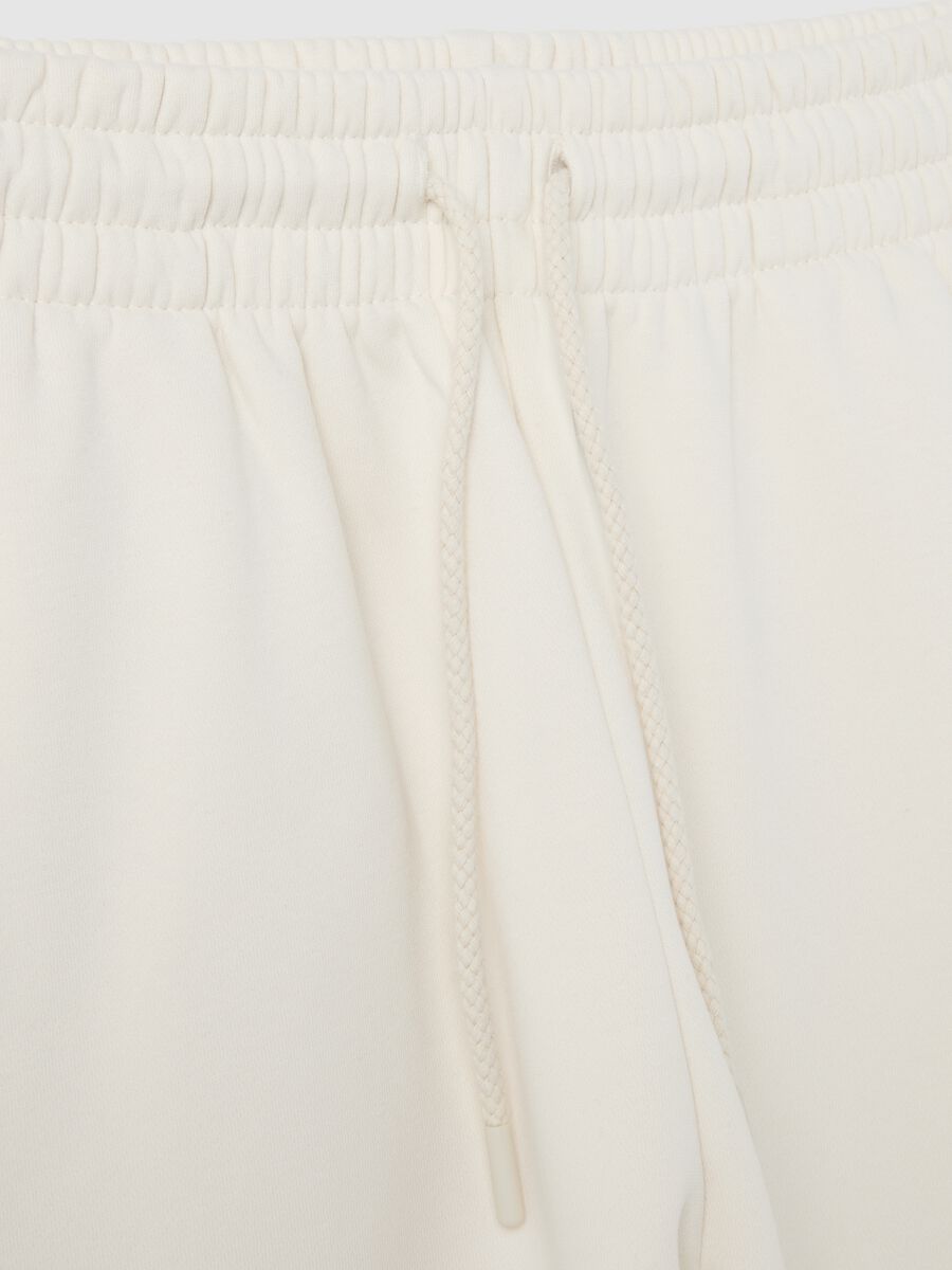 White cotton blend trousers with regular fit_5