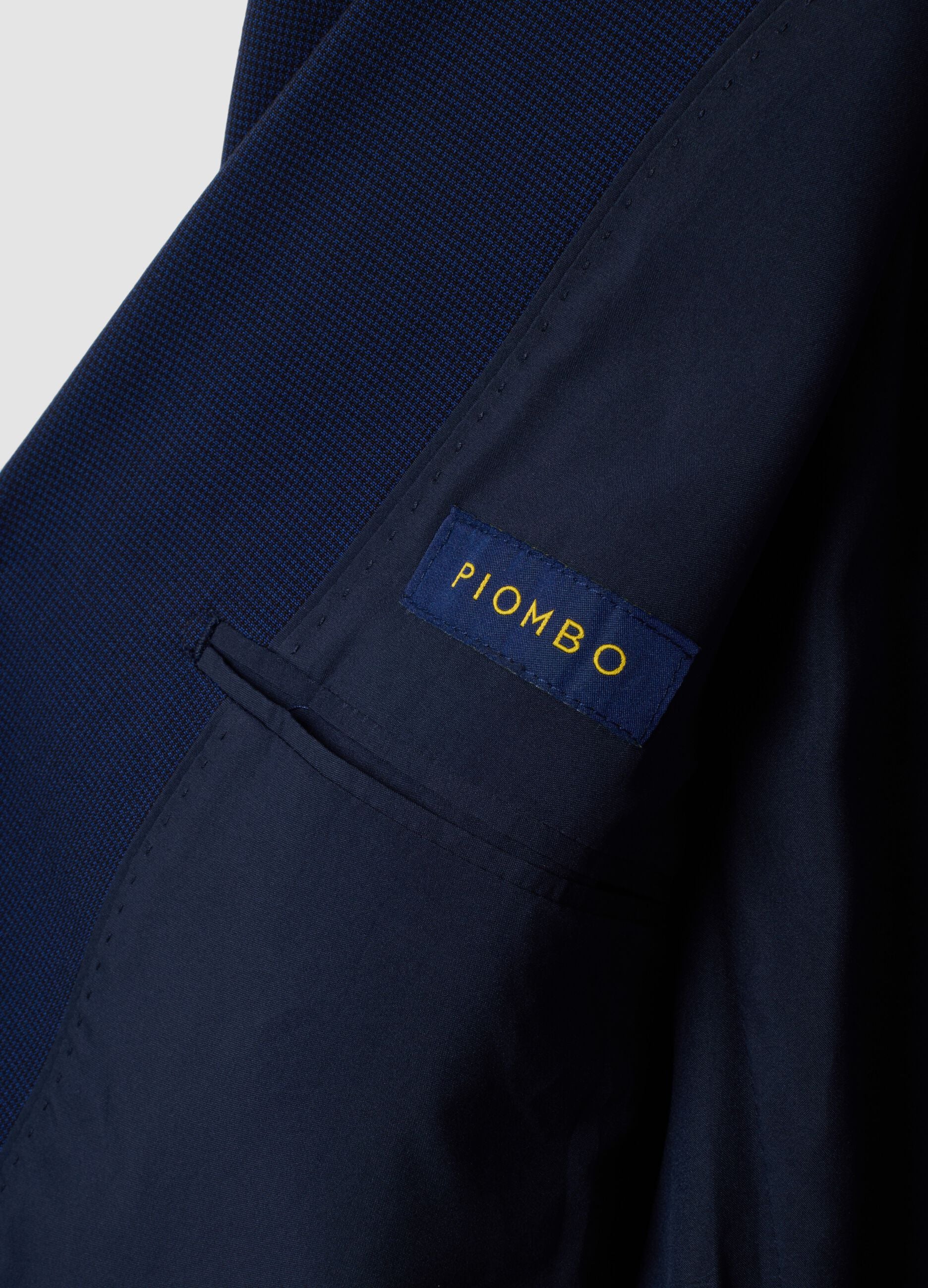 Slim-fit blue stretch viscose blazer with classic lapels