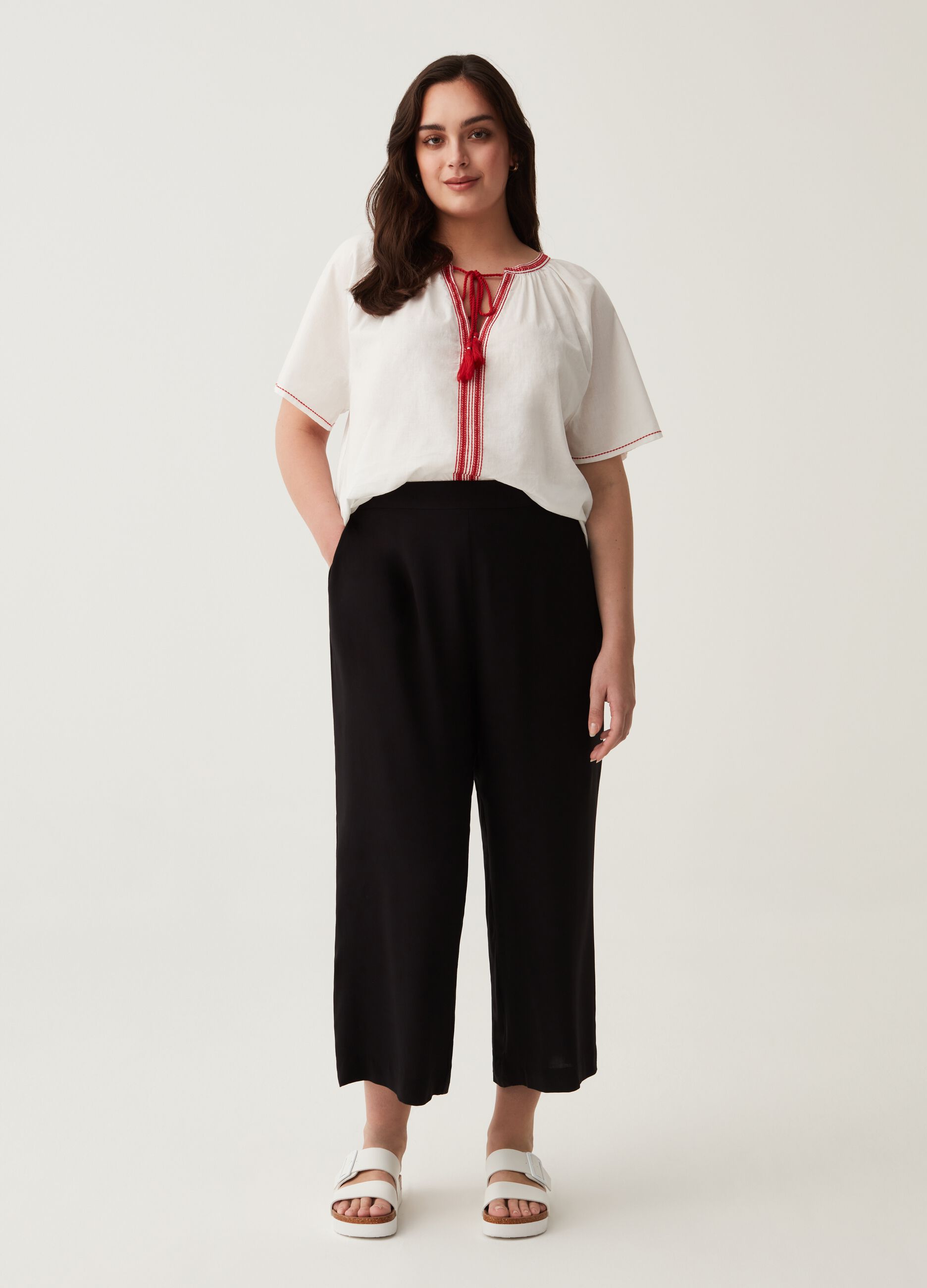 MYA Curvy cropped trousers in viscose