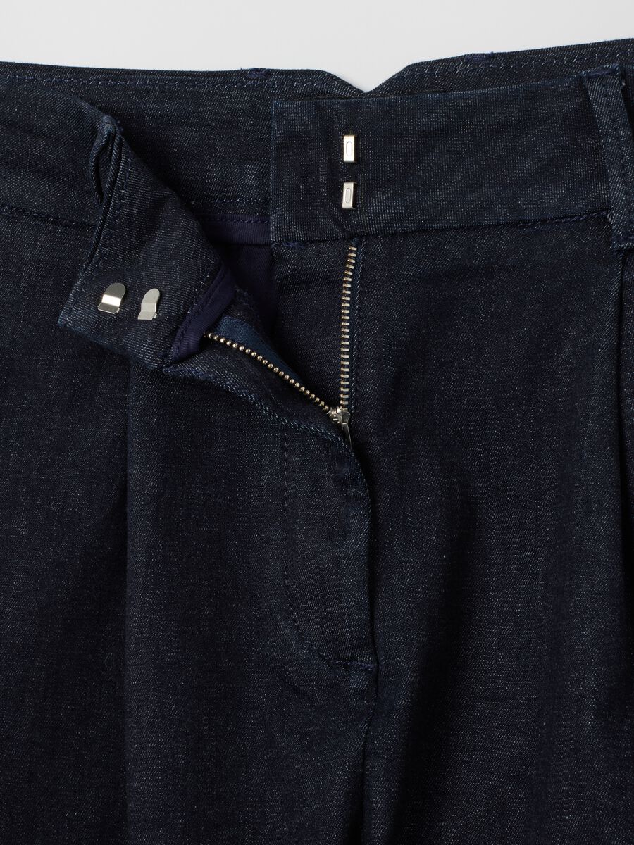 Shorts da donna in denim blu wide leg_1