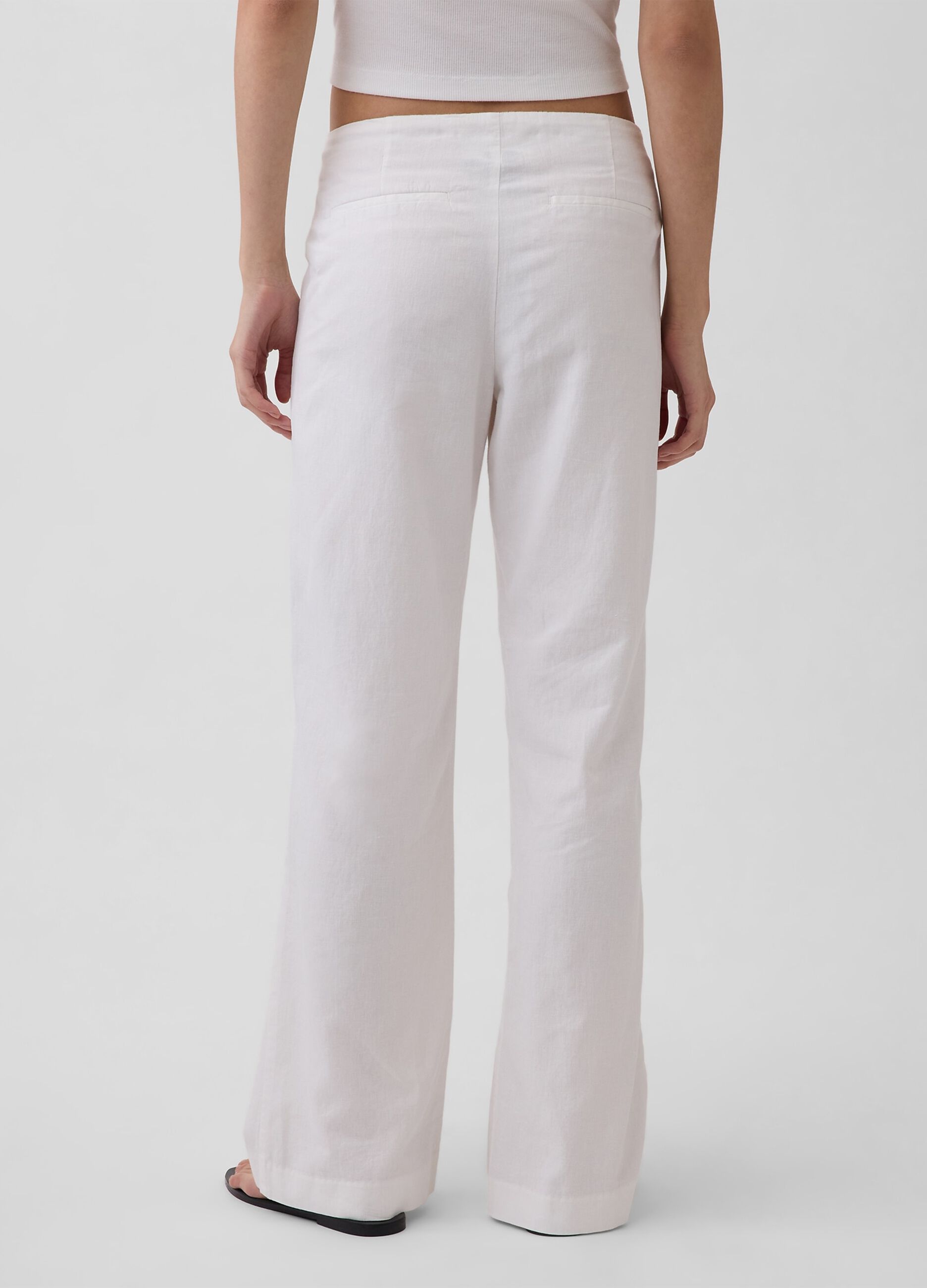 Wide-leg linen-blend trousers