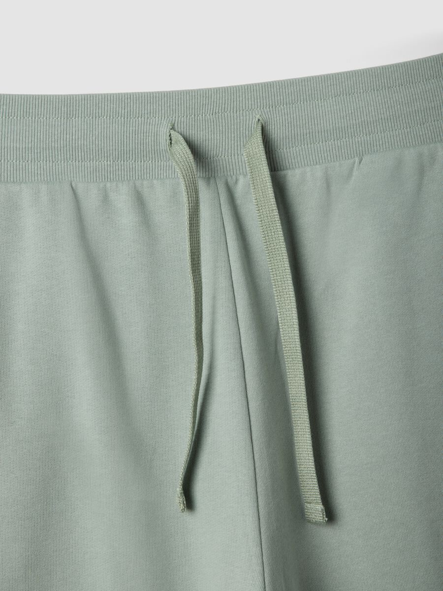 Pantaloncini in puro cotone verdi relaxed fit_5