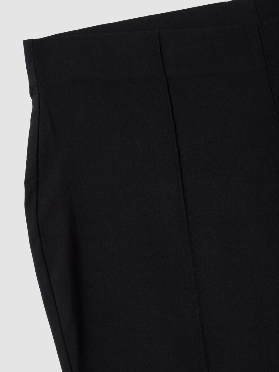 Pantaloni neri flare fit in viscosa elasticizzata_2