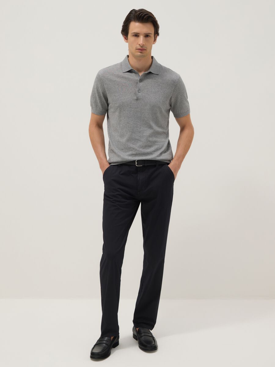 Pantaloni chino in cotone elasticizzato nero slim fit_0
