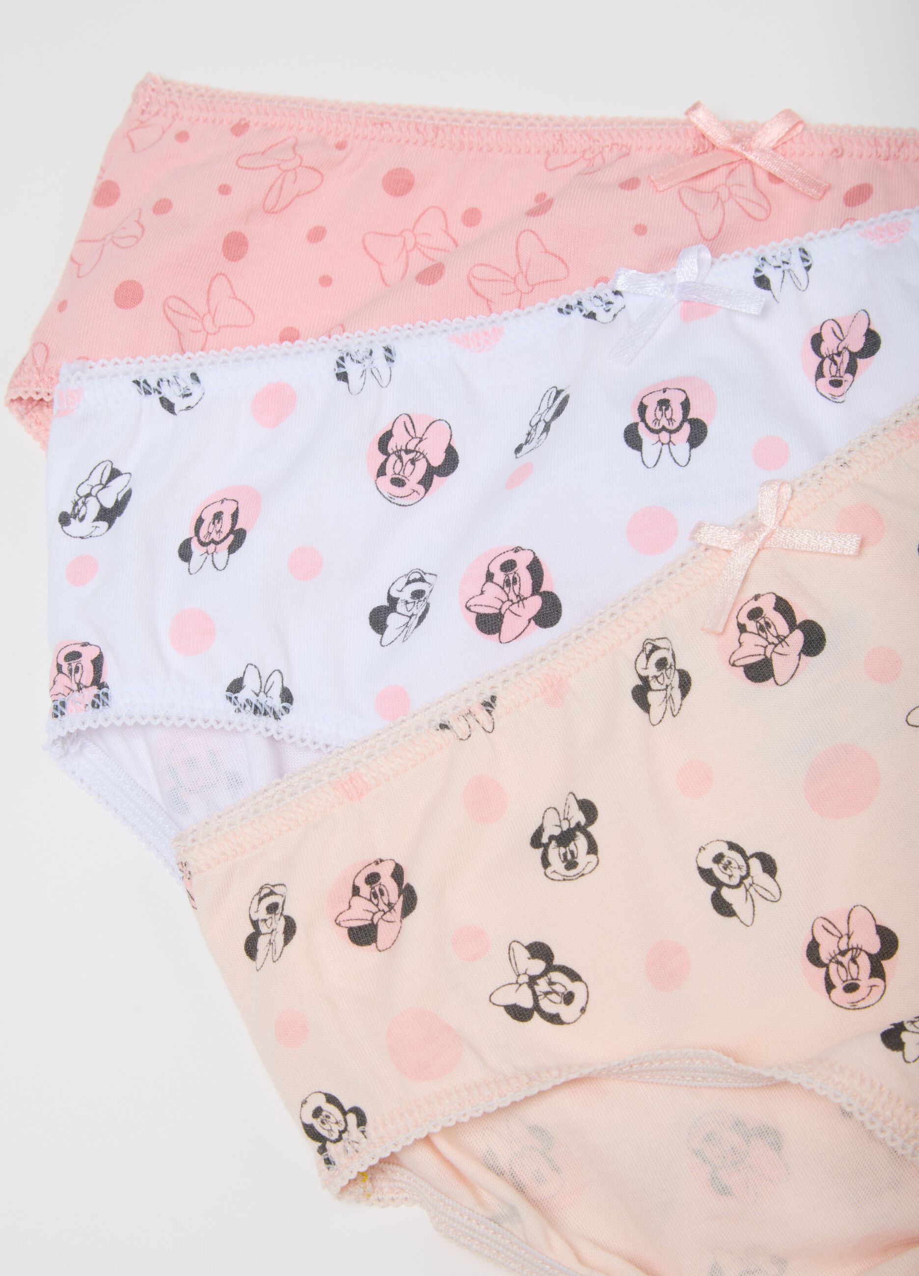 Girl's multicolour regular fit cotton briefs multipack set