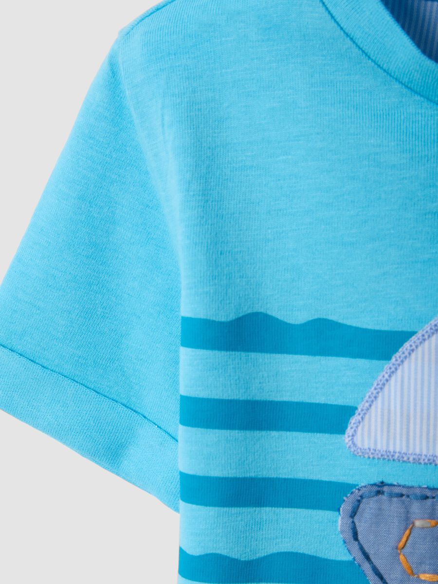 Light blue short-sleeve pure cotton T-shirt with appliqu&eacute; boat_3