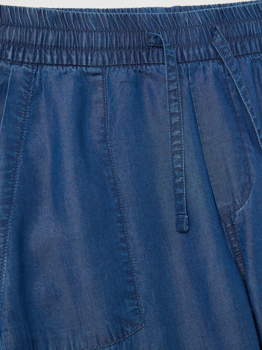 Blue relaxed-fit trousers in Lyocell_5