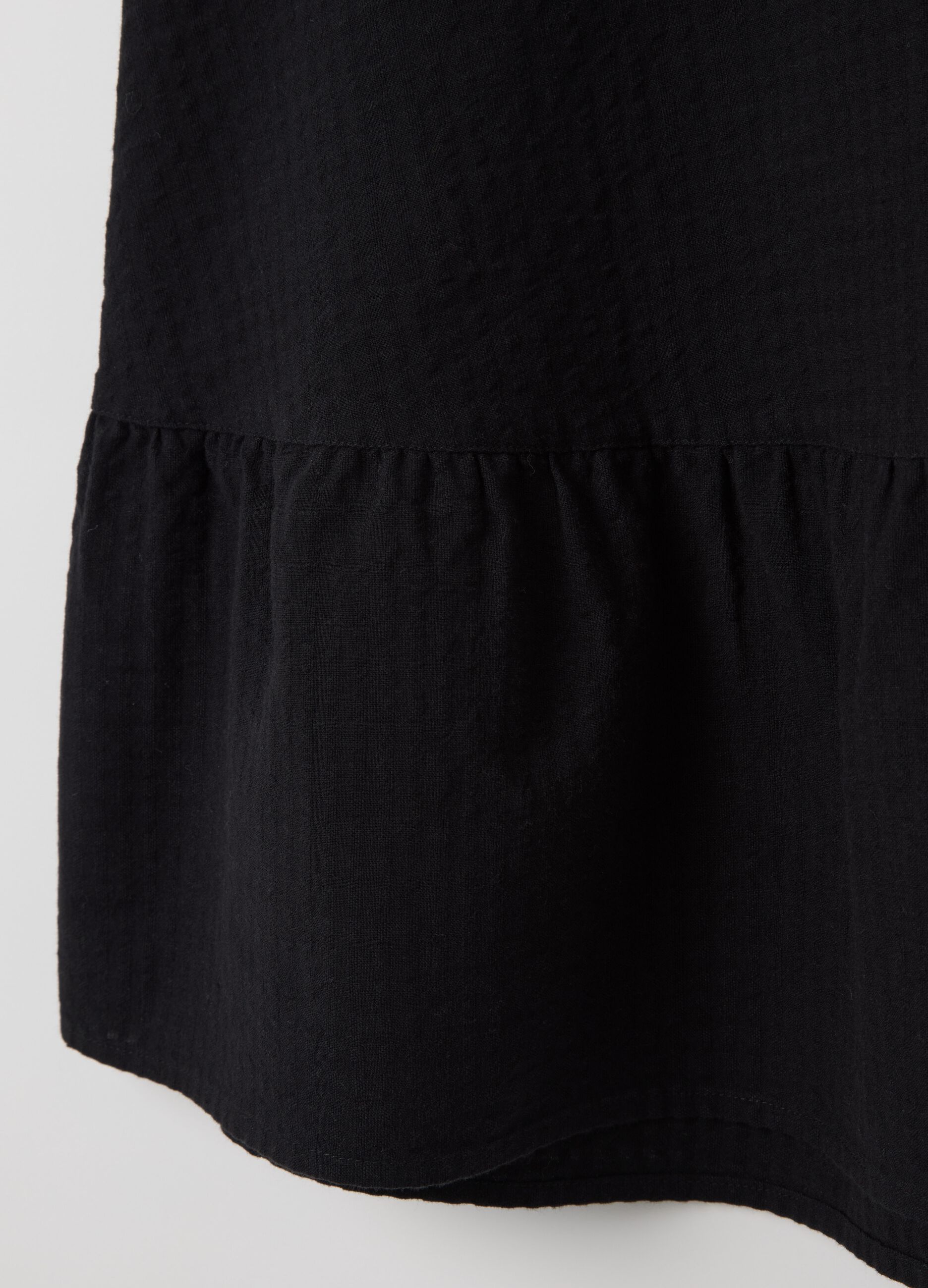 Women’s black dress in 100% cotton with regular fit and square neckline