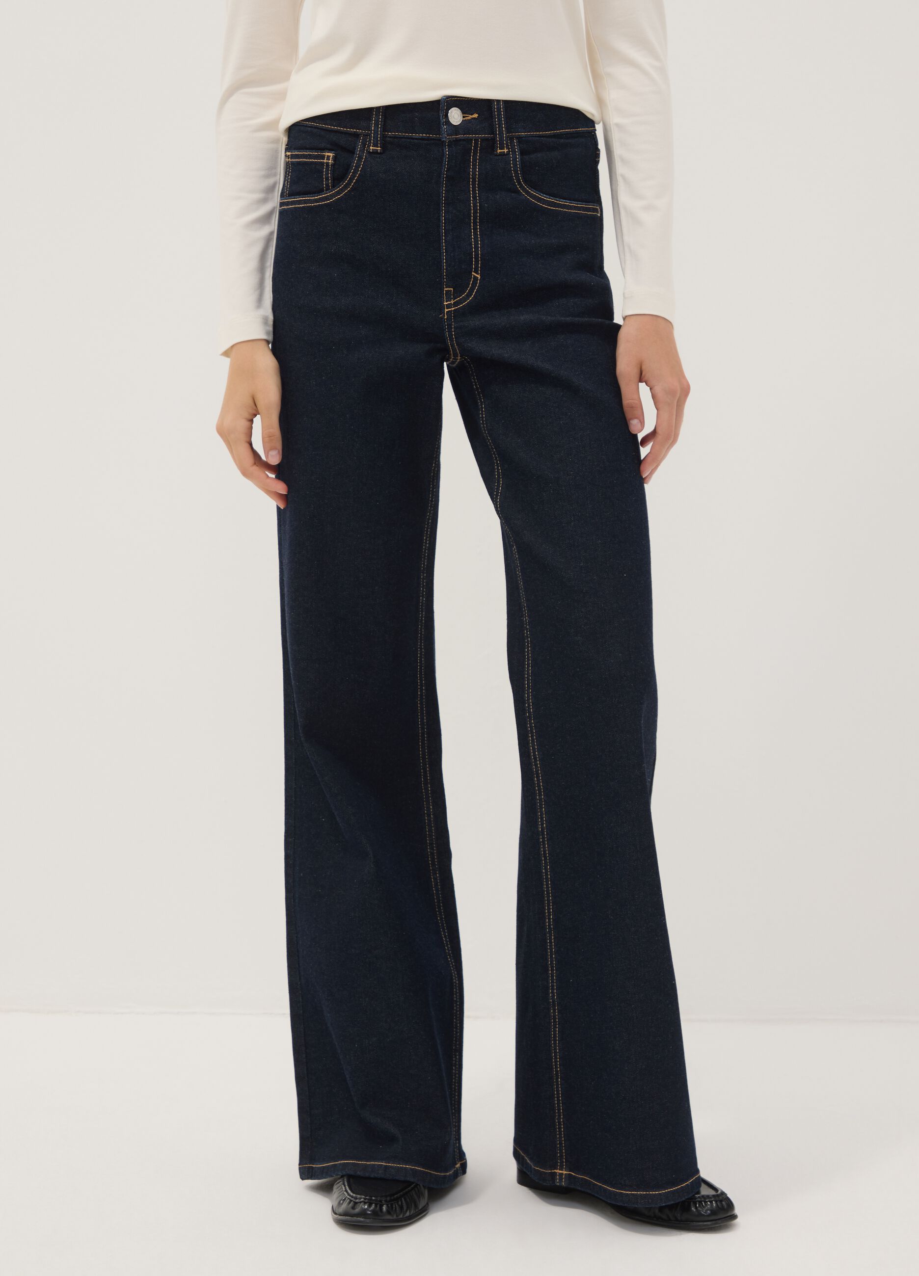 Blue wide-leg jeans in stretch cotton