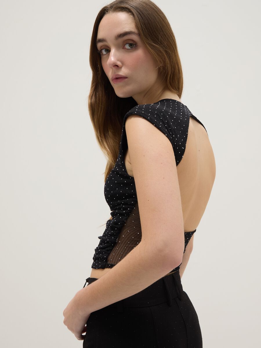 Black sleeveless top regular fit with back open and rhinestones_3