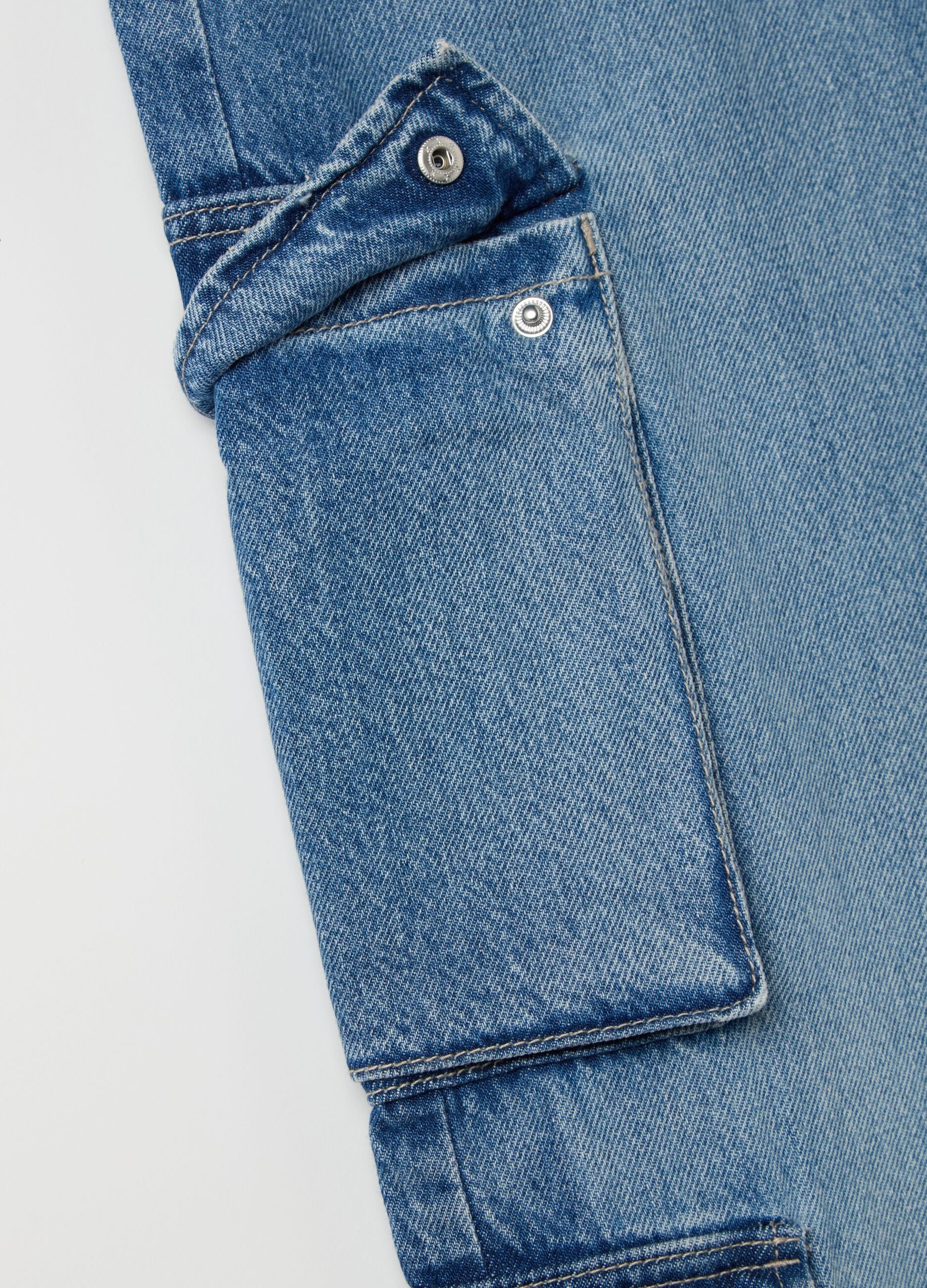 Acid wash cargo jeans with multiple pockets