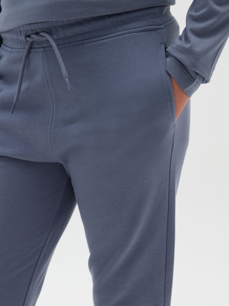 Pantaloni jogger da ragazzo in puro cotone blu regular fit con tasca posteriore_3