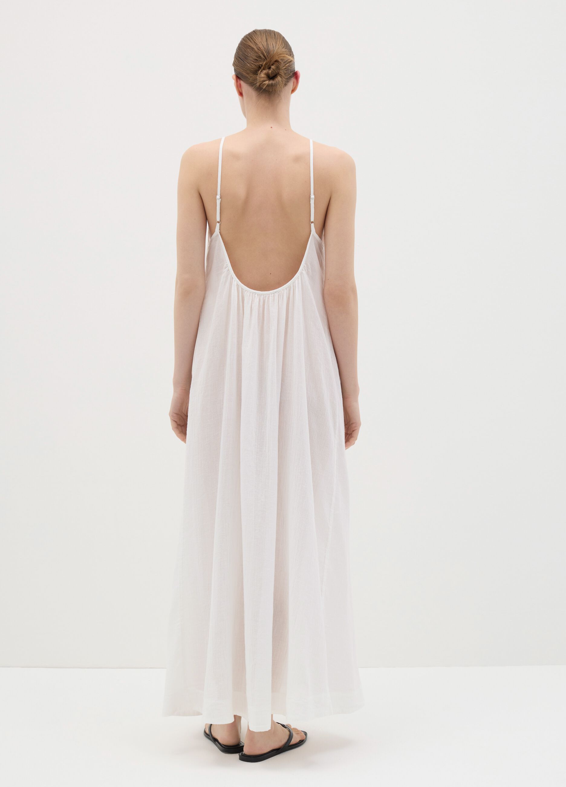Women's full-length white dress in 100% cotton