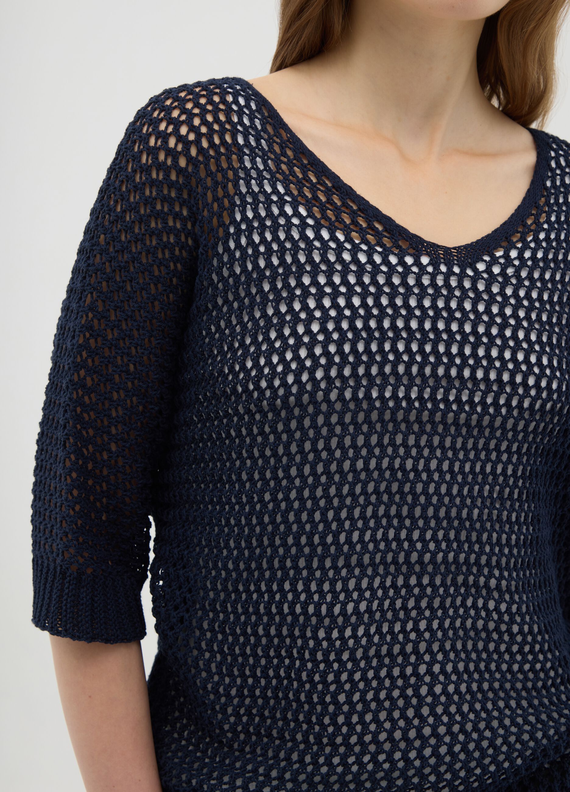 Women's blue cotton sweater with regular fit